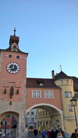 Regensburg-Kelheim-Weltenburg